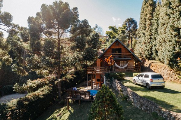 Quels sont les meilleurs itinéraires pour une randonnée le long de la route côtière en Irlande?